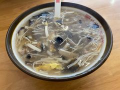酸辣汤-小姜锅贴(凤凰街店)