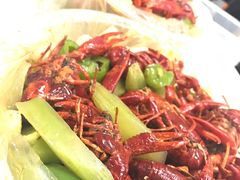 -沪小胖小龙虾(淮海中路旗舰店)