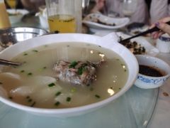 萝卜大骨棒汤-老幺泉水鸡