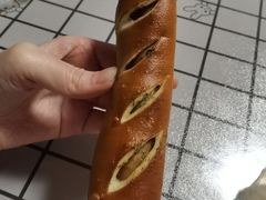 香肠碱水棒-丁香西饼屋(桂林路店)