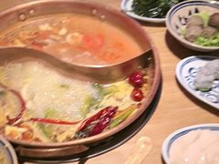 -洱火云南酸菜牛肉火锅(石景山当代商城店)