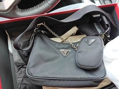 -臻新二手奢侈品回收鉴定(塘桥店)
