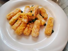 -浅深(世茂滨江精品店)