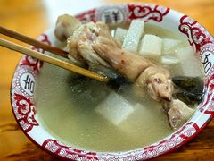 海带萝卜蹄花汤-人和水上飘(第一家店)