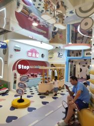 -米兜欢乐王国·儿童乐园(宝安益田假日天地店)