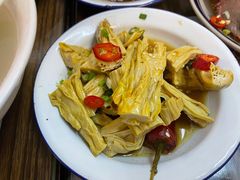 -三镇卤货二公司(汉街店)
