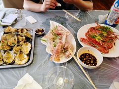 -覃记海鲜美食餐厅