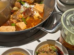 -左庭右院鲜牛肉火锅(金山万达店)