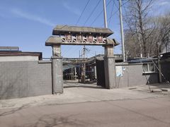 -亲兄弟真人CS团建拓展基地