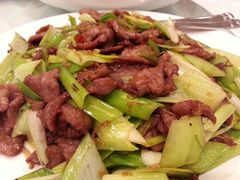 大蒜炒羊肉-岭南小馆