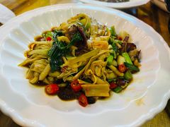 -湘聚南县土菜馆(龙山二路店)