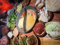 -赵美丽·重庆社区火锅·直营店(火车东站·中豪国际店)