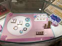 -菜百首饰店(东方新天地店)