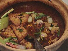 -八府香鸭·啫啫煲(华山路店)