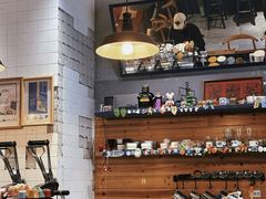 -Be Lived Cafe比例咖啡(摩天轮店)