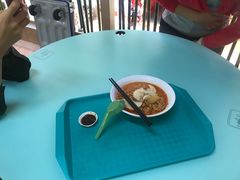 -亚王咖喱鸡米粉面