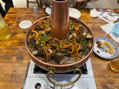 -乡土特色.冷锅鱼.牦牛肉汤锅