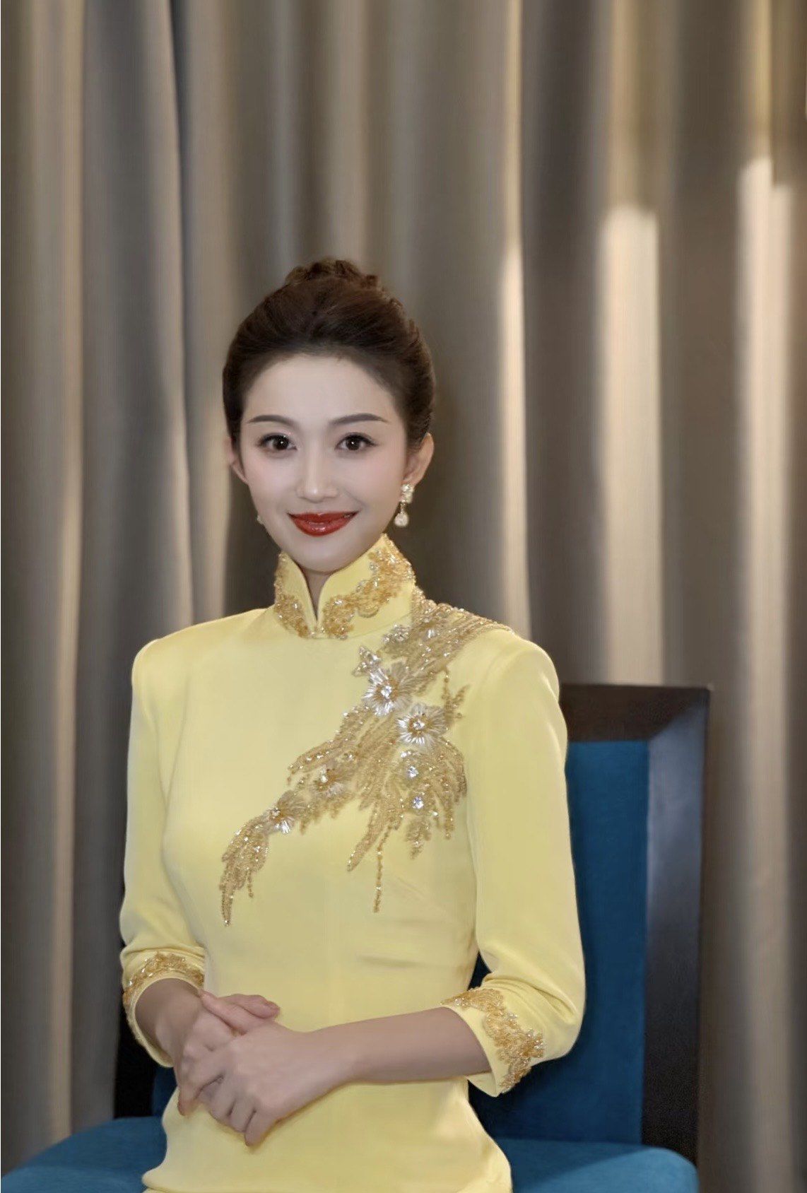 这个主持人妆简直是天花板