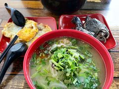 -正宗李家土鸡米线店
