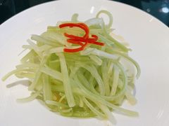 爽口西芹-高第街56号港式餐厅·精选(世茂广场宽厚里大明湖店)
