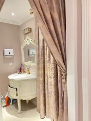 -蕾蕾美颜美容美体