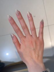 -丽心自助美甲美睫