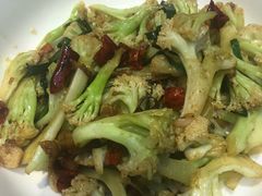 -老湘亲·品鉴湘菜(蔡塘爱琴海店)