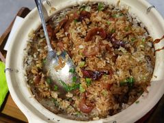 广东腊味煲仔饭-鼎记啫啫煲(数博万达店)