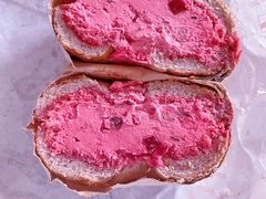 加州胭脂&nbsp;California&nbsp;Pink-Catch Bagel(芳草地店)