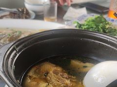 -七的湖·晚芳亭·阳澄湖农家菜·大闸蟹(莲花岛店)