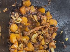-粘豆包柴火铁锅炖