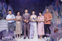 点击看大图 -花嫁丽舍婚礼殿堂(世博江景店)
