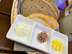 餐前面包-Paulaner·德国帕拉娜自酿啤酒餐厅(海上世界店)