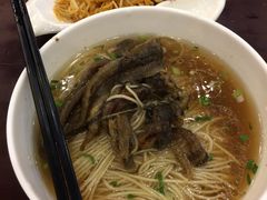 -朱鸿兴面馆(镇湖店)