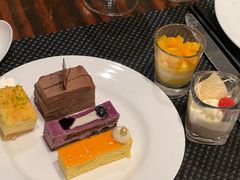 -圣丰索菲特·2 On 988 Café 自助餐厅