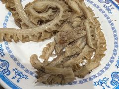 五香酱牛肚-老爆肚满五香烧牛羊肉