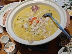 酸萝卜江团鱼-春满园·邯郸菜发祥地(滏东店)