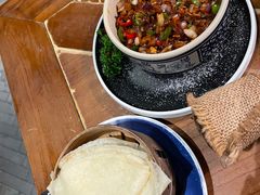 传统黑三剁配薄饼-雀舞云南菜(天津天河城购物中心店)