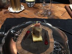 香煎鸭肝配核桃碎热情果及树莓汁-AZUL by FUEL蓝色·法式酒馆(琶醍店)