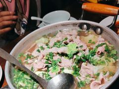 -全牛匠·乐山跷脚牛肉(西单华威约饭街店)