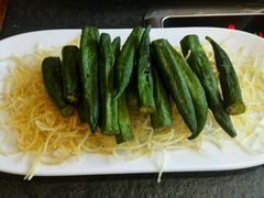 -马路边上·小海鲜烧烤(八一路店)