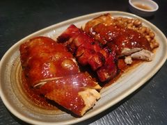 -蝴蝶里·粤菜·点心(滨江龙湖店)