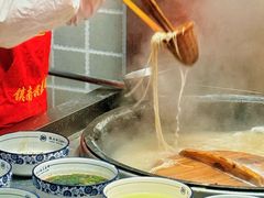 -镇南锅盖面馆(解放路店)