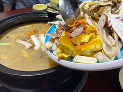 -菌之家·专业纯野生菌火锅·特色炒菌