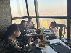 -锦厨国际自助餐厅 · 云端景观 (昆明索菲特大酒店)