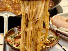 -扎起市井老火锅(乐山总店)