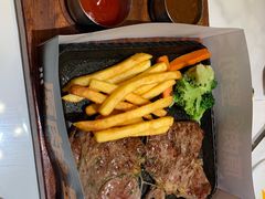 超能肉眼牛排-菲滋意式餐厅(上虞万和城店)