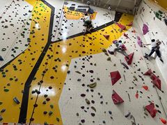 -问山MountQuest攀岩馆