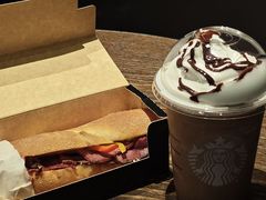 -星巴克(南通如皋文峰大世界店)