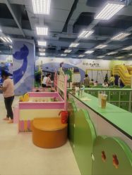 -莫莉幻想儿童乐园(三河燕郊永旺店)